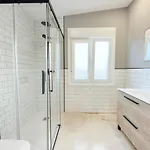 Avenida Areas Апартаменти